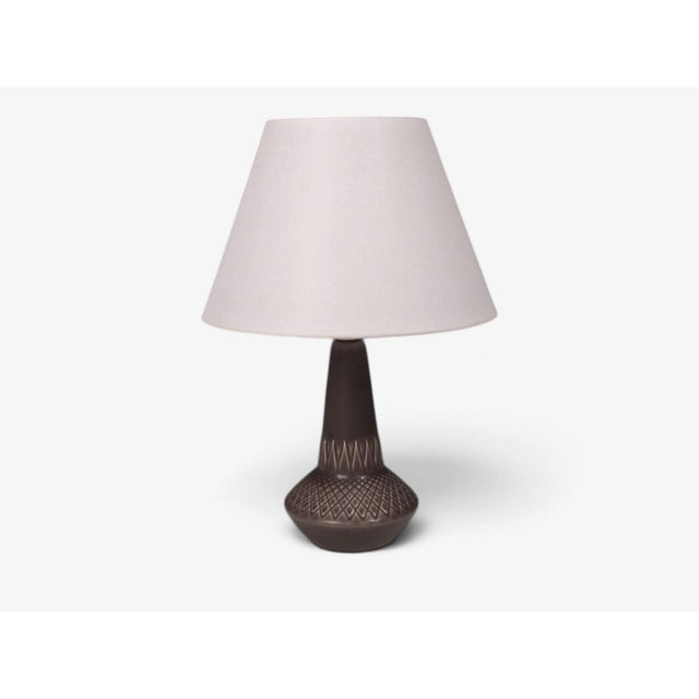 Einar Johansen, Søholm Stentøj, Danish Mid-Century Modern, Table Lamp, Brown Stoneware, Denmark, 1960s A Danish Mid-...