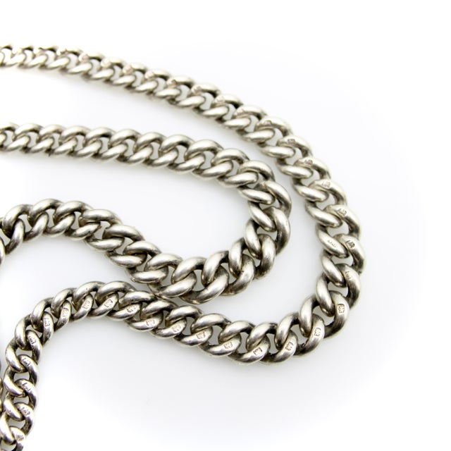 1920s Art Deco Sterling Silver Graduated Curb Link Watch Chain For Sale - Image 4 of 9