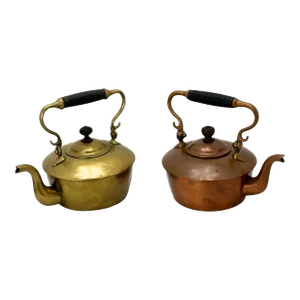 Unusual Original Pair of Antique Tea for 2 Small Size Tea Kettels in Brass and Copper - Late 19th Century