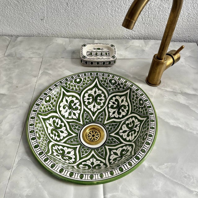 Farmhouse Undermount Sink With Soap Holder, Ceramic Basin- 2 Piece Set For Sale - Image 3 of 9