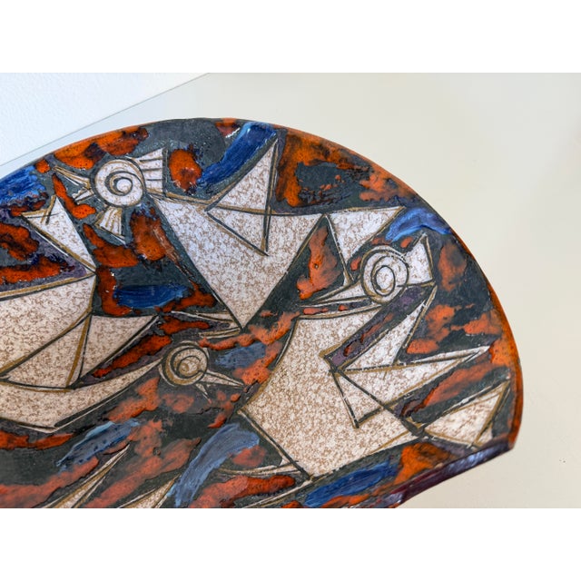 1960s Mid-Century Modern Marcello Fantoni Style Italian Hand-Painted Ceramic Sculptural Bowl For Sale In Miami - Image 6 of 12