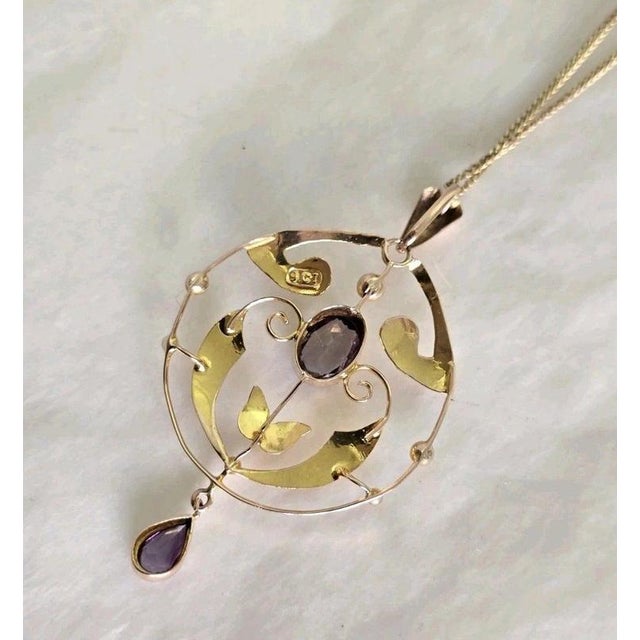 Yellow Art Nouveau 9ct Yellow Gold Amethyst Openwork Pendant, 1900 For Sale - Image 8 of 18