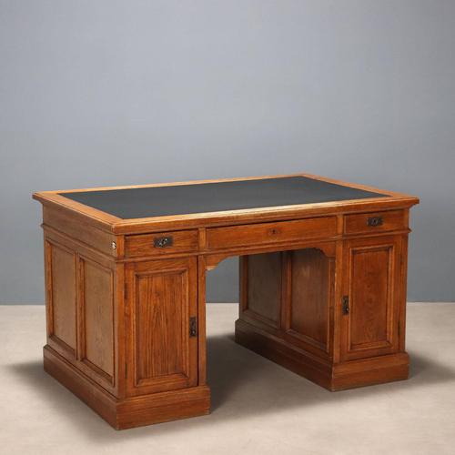 Oak Desk, Italy, Late 19th Century For Sale - Image 13 of 13