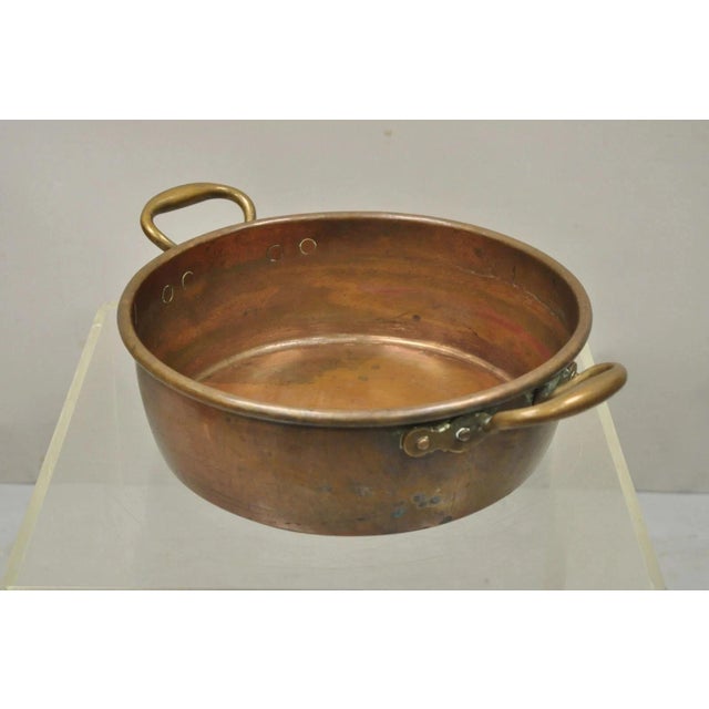 French Country Antique French Country Hand Forged 12" Round Twin Handle Copper Cauldron Pot Pan For Sale - Image 3 of 9