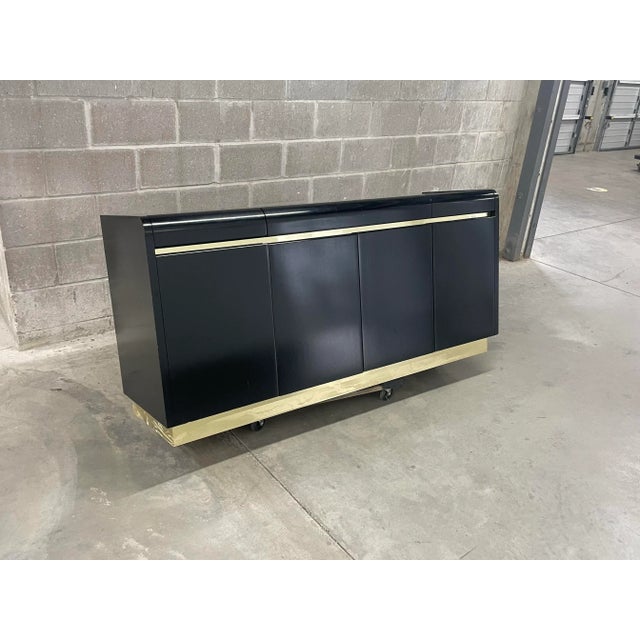 1980s Black Lacquer Brass Plinth Base Buffet by Lane For Sale - Image 5 of 5
