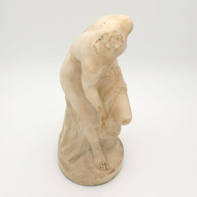 19th Century Grand Tour Alabaster Female Bather, 19th Century or Earlier For Sale - Image 5 of 7