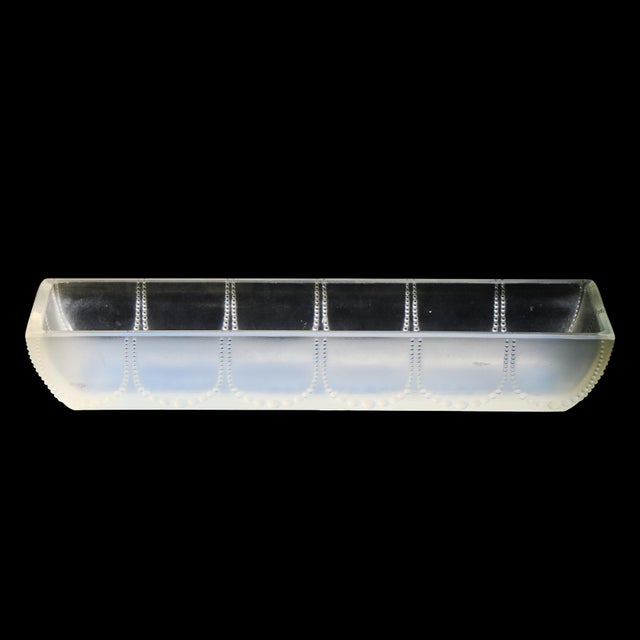 René Lalique Perles French Glass Dish This glass dish measures: 9.25 wide x 3.25 deep x 1.5 inches high Excellent...