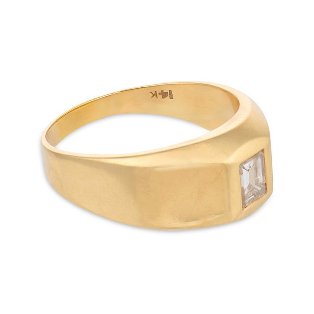 Vintage Emerald Cut Diamond 14k Yellow Gold Bezel Ring, Size 9.5 For Sale - Image 4 of 7