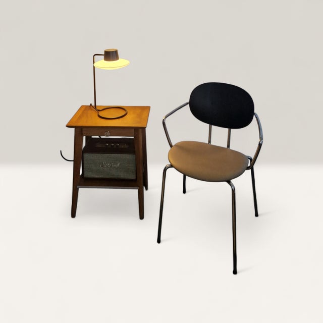 Oxford A.J. Lamp in Black Steel and Opal Blown Glass by Arne Jacobsen for Louis Poulsen, 1963 For Sale - Image 10 of 18