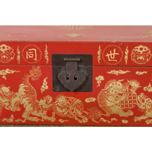 Chinese Red Lacquered Blanket Chest with Gilt Motifs & Guardian Lions For Sale - Image 10 of 12