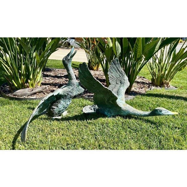 Art Deco 1920s Pair of Large Japanese Bronze Garden Duck Sculptures – Verdigris Patina, Life-Size Waterfowl Statues For Sale - Image 3 of 18