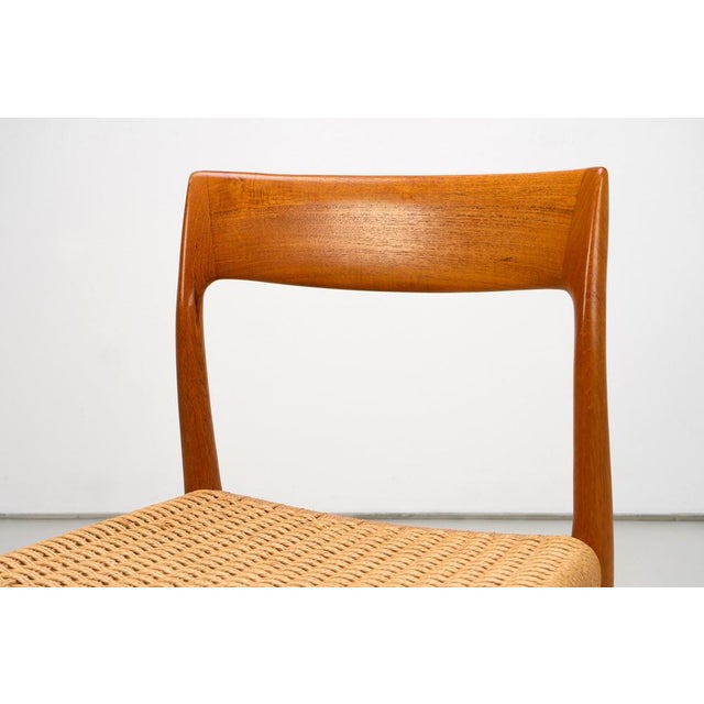 1960s Model 77 Dining Chairs in Teak with Papercord Seats by Niels O. Møller for J.L. Møllers, Denmark, 1959, Set of 4 For Sale - Image 5 of 14