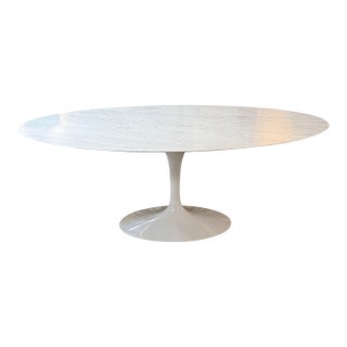 Knoll Saarinen Dining Table, Carrera Marble For Sale