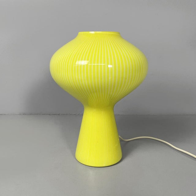 Mid-Century Modern Mid-Century Modern Italian Yellow Murano Glass Table Lamp by Massimo Vignelli for Venini, 1950s For Sale - Image 3 of 12
