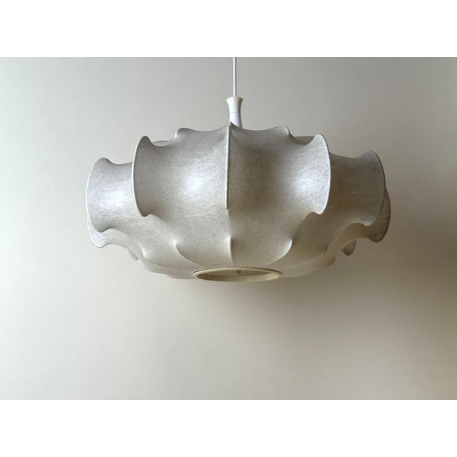 White Italian Cocoon Lamp by Castiglioni for Flos, 1960s For Sale - Image 8 of 17
