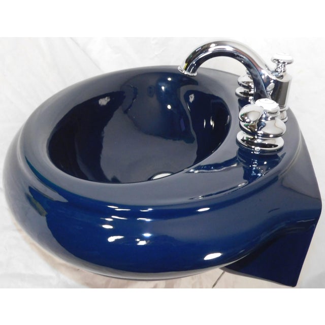 1990s 1999 Vintage Kohler Revival Dark Navy Blue Vitreous China Pedestal Sink With Kohler Faucet For Sale - Image 5 of 18