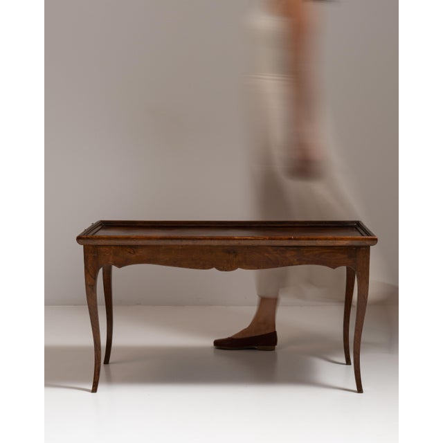 20th Century French Chestnut Brown Louis XV Coffee Table in Original Patina For Sale - Image 15 of 15
