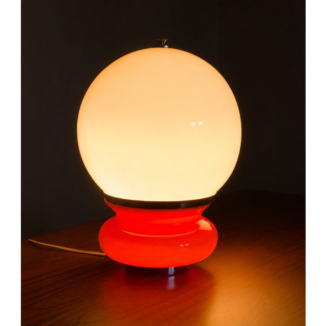 Space age murano glass table lamp from av mazzega in italy in the 1970s. overall dimensions: h: 41 w: 29 d: 29 cm the lamp...