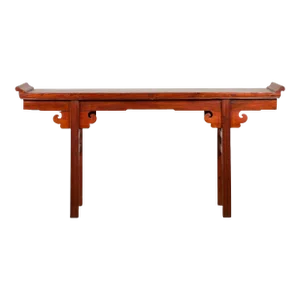 Qing Dynasty Altar Console Table with A Scrolled Wood Apron