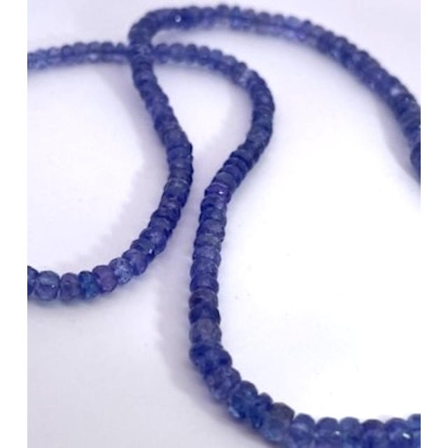 Abstract Expressionism Tanzanite Beads on Chain Silver For Sale - Image 3 of 9