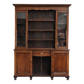 Antique 18th Century English Buffet Cabinet in Oak For Sale