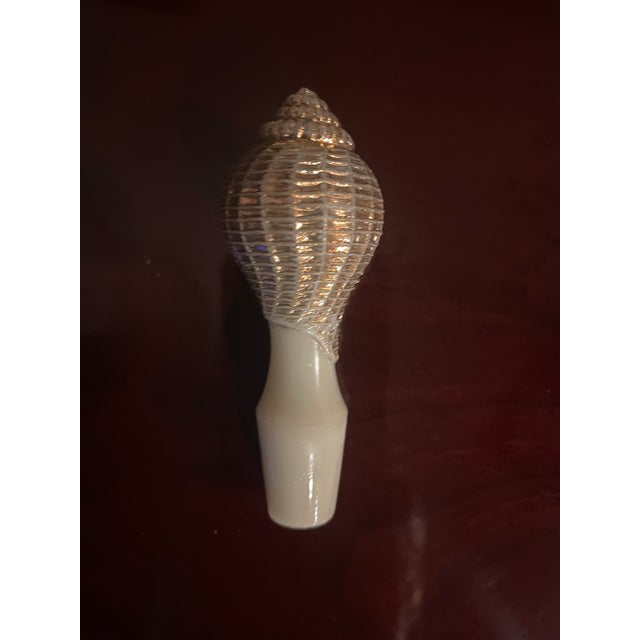 1900s Northwood Argonaut Shell Nautilus Custard Glass Cruet & Stopper For Sale - Image 9 of 10