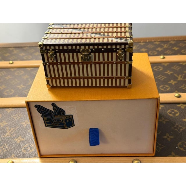 Vintage Paperweight from Louis Vuitton, 2013 For Sale - Image 15 of 18