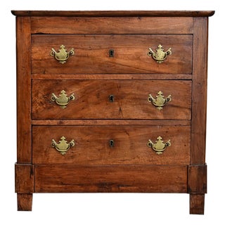 French 19th Century Petite Walnut Commode For Sale