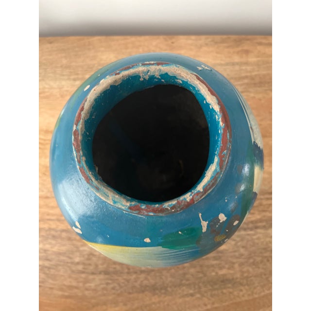 1930s Mexican Hand-Painted Tonala Bird of Paradise Vase For Sale In Houston - Image 6 of 12