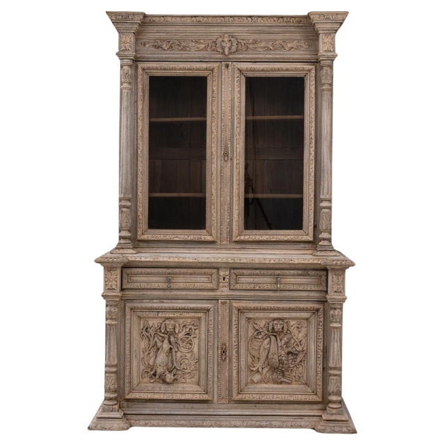 1880s Belgian Oak Vitrine with Ornate Carvings For Sale - Image 15 of 18
