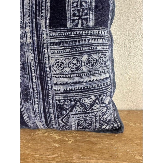 Traditional Antique Indigo-Dyed Textile Pillow, Linen, Geometric Motifs, Usa For Sale - Image 3 of 9
