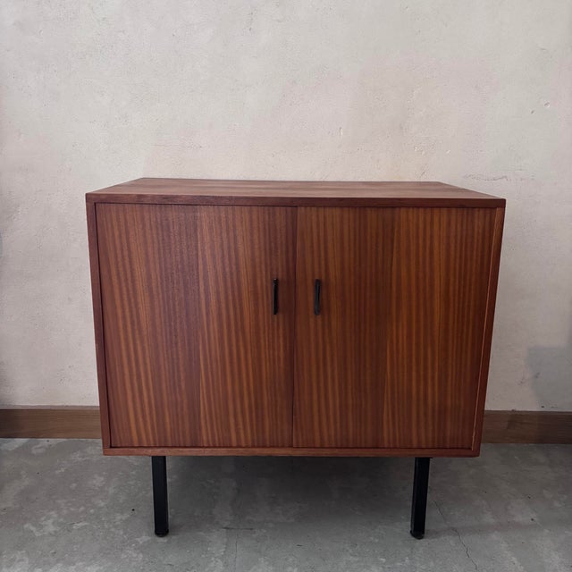 Wood Vintage Sideboard in Wood For Sale - Image 7 of 7