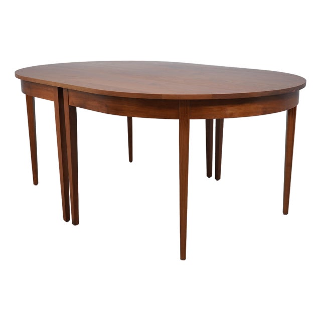 Thomas Moser Walnut & 8 Leg Dining Room Table For Sale