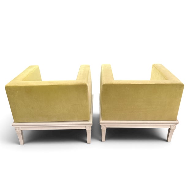 Pair of Mid Century Modern Green Chartreuse Club Chairs in Velvet For Sale - Image 4 of 10