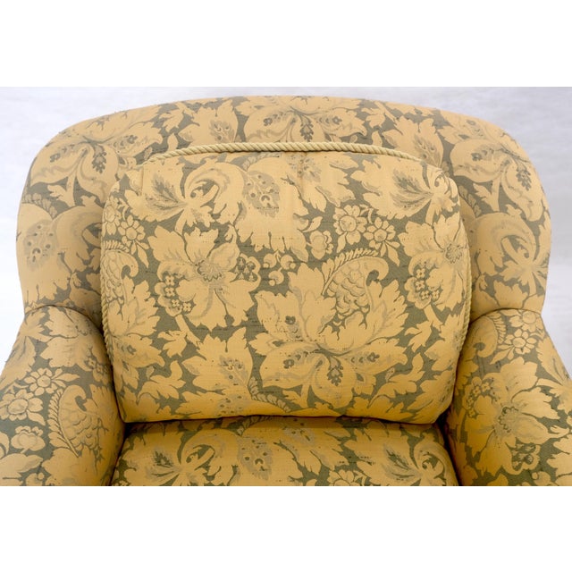Pair of Gold Floral Pattern Upholstery Lounge Chairs by Thomasville MINT For Sale - Image 14 of 18