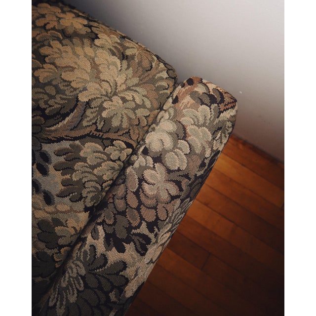 Vintage Parsons Style Upholstered Ottoman in Floral Tapestry Fabric For Sale - Image 10 of 10