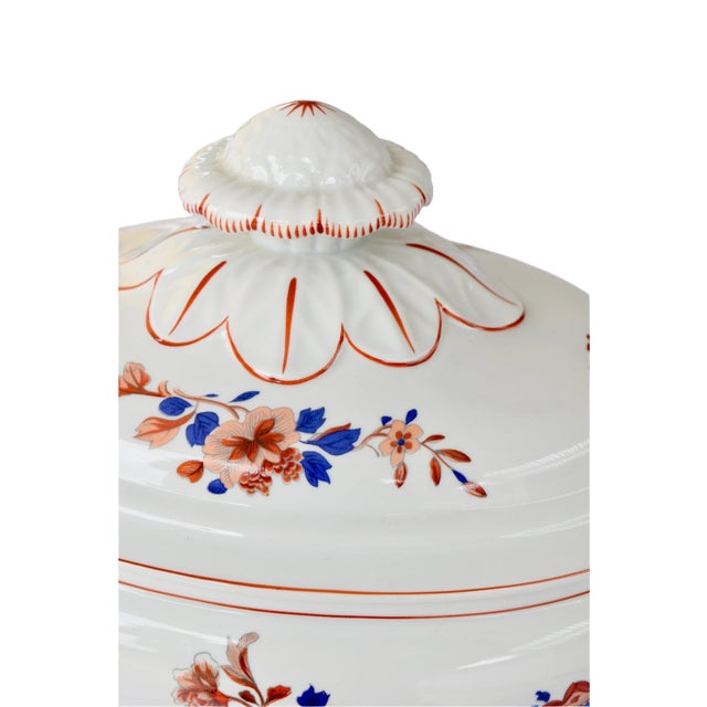 Ceramic 1970s Mottahedeh Vista Alegre "Amor'e Peony" Tureen For Sale - Image 7 of 11