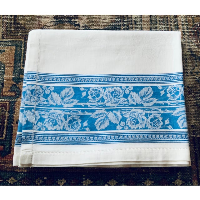 Exquisite French Damask Linen Tablecloth - Classical Rose & Vine Pattern, C. 1920s For Sale - Image 11 of 12