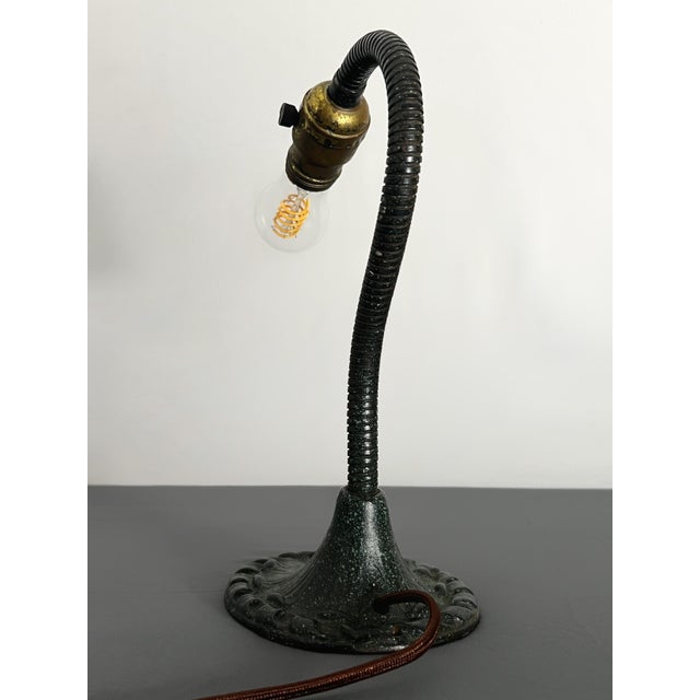 1930s Restored Mid-Century Art Deco Aladdin Mfg. Co. Gooseneck Desk Lamp – Cast Iron Base For Sale - Image 9 of 9