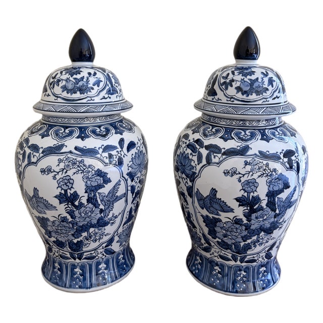 Chinoiserie Large Blue and White Porcelain Ginger Jars, Pair For Sale