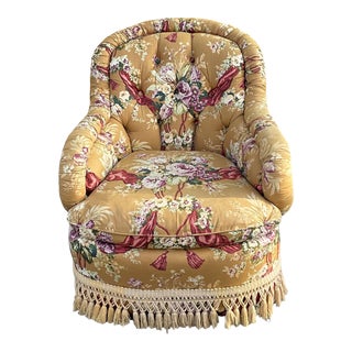 Baker Furniture English Victorian Style Club Chair in Vintage Chintz Upholstery For Sale