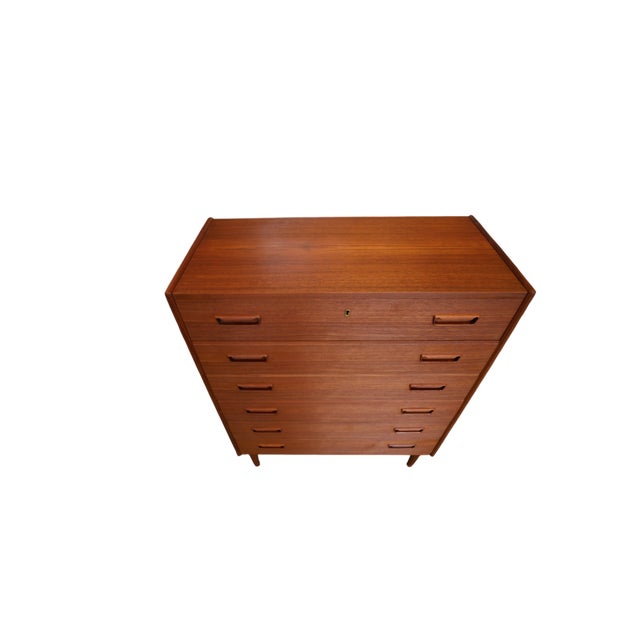 Danish Model 130 Chest of Drawers by Gunni Omann for Omann Jun Møbelfabrik, 1960s For Sale - Image 11 of 11