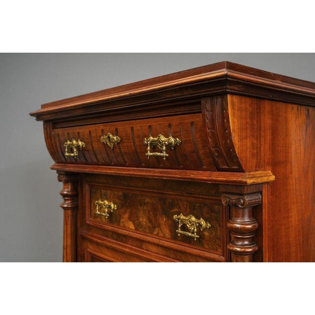 19th Century Gründerzeit Mens Chest of Drawers in Walnut For Sale - Image 15 of 18