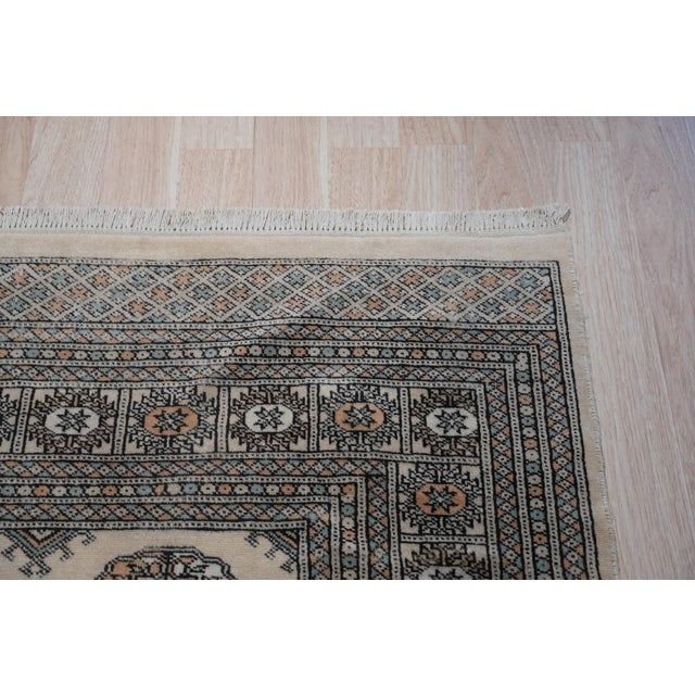6x9 Rustic Nina Beige Geometric Modern Nan Carpet Rug For Sale In New York - Image 6 of 7