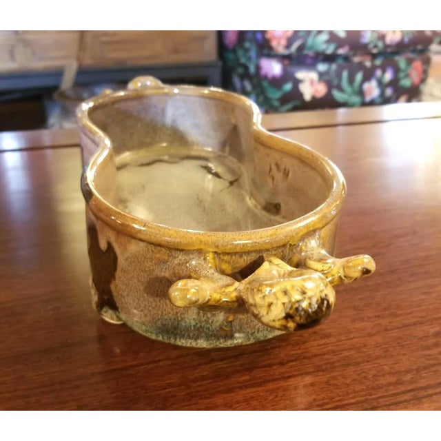 Mid-Century Modern Ceramic Figure-Eight Serving Bowl With Organic Handles by Flynn Sochon For Sale - Image 3 of 7