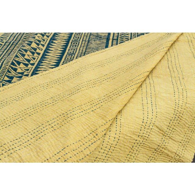 Sunburst Spiral Block Print Cotton Bedcover For Sale In Los Angeles - Image 6 of 9