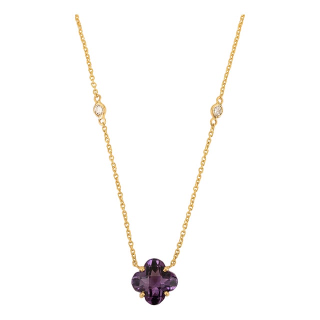 1.72Ct Amethyst Clover Motif Necklace With Diamonds in 14k Yellow Gold for Mother For Sale