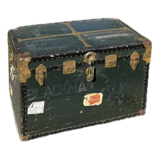 The Antique 1920s Steamer Trunk, a Type of Luggage Historically Used for Extended Travel by Steamship, Train, or Stagecoach. For Sale