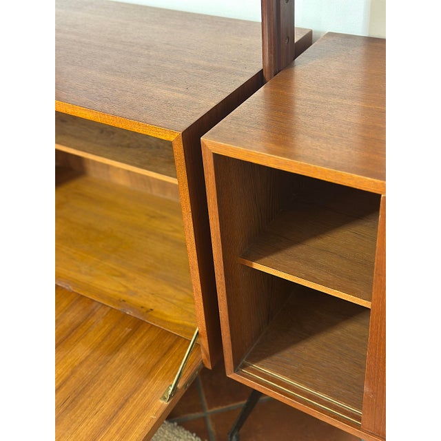 Vintage 3-Bay Double-Sided Bookcase, Italy, 1960s For Sale - Image 16 of 18