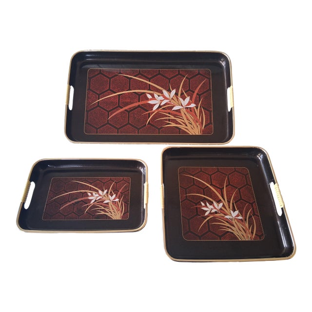 Vintage Japanese Style Serving Trays - A Set For Sale
